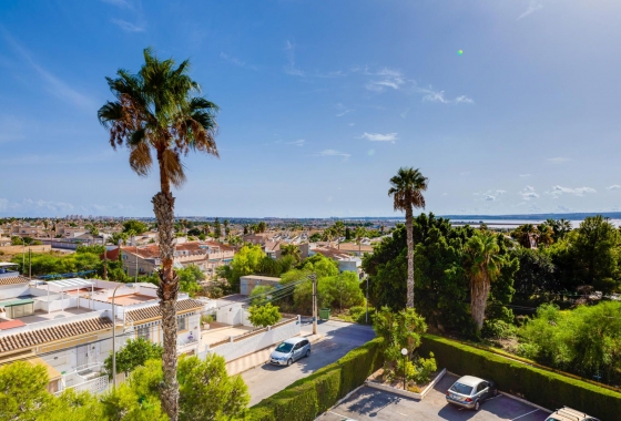 Resale - Apartment - Torrevieja - San Luis