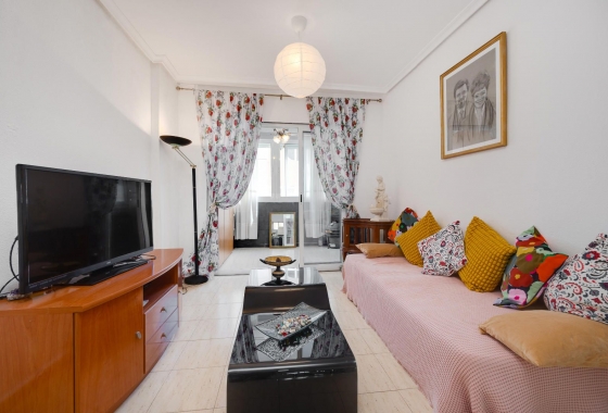 Resale - Apartment - Torrevieja - San Luis