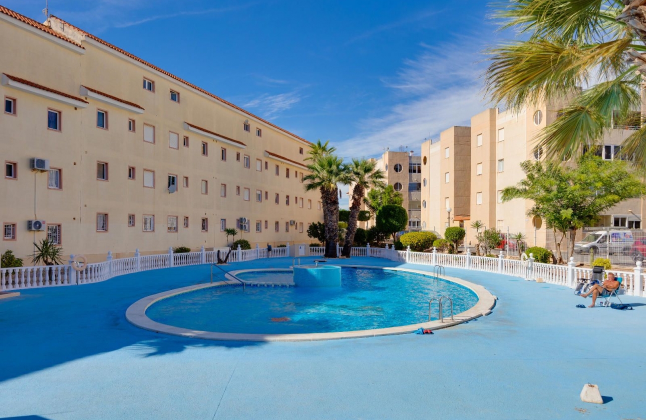 Resale - Apartment - Torrevieja - San Luis