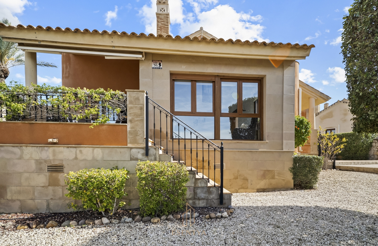 Reventa - Villa - Algorfa - La Finca Golf