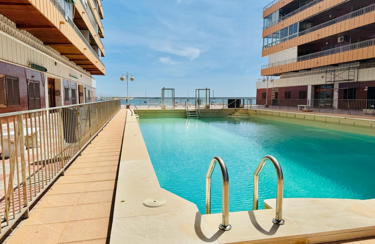 Rynek wtórny - Apartament - Torrevieja - Acequion
