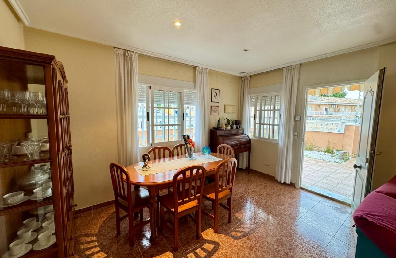 Rynek wtórny - Villa - Torrevieja - Los Balcones