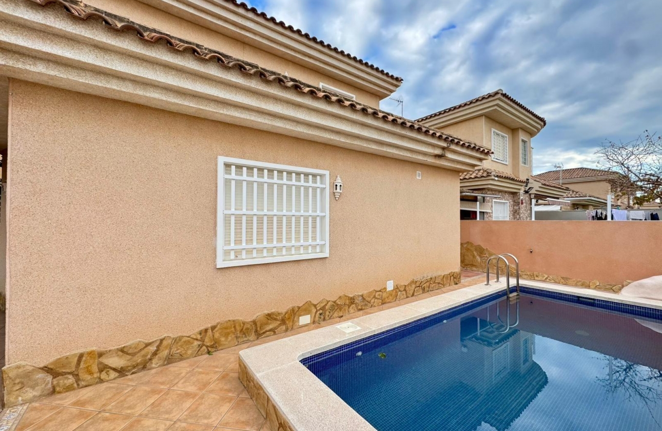 Rynek wtórny - Villa - Torrevieja - Los Balcones