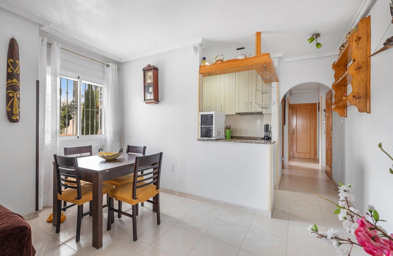 Rynek wtórny - Apartament - Torrevieja - Estacion de autobuses