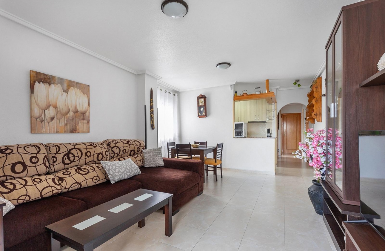 Rynek wtórny - Apartament - Torrevieja - Estacion de autobuses