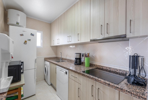 Rynek wtórny - Apartament - Torrevieja - Estacion de autobuses