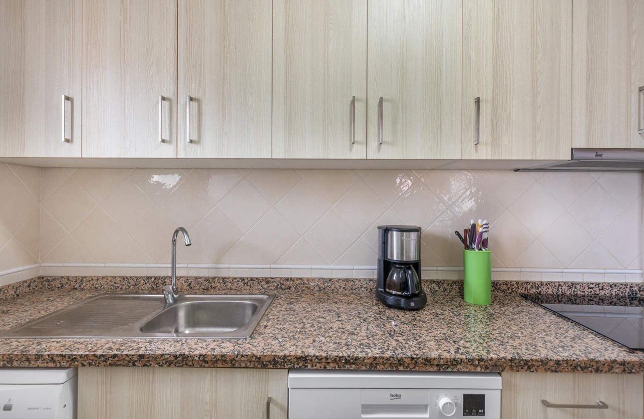 Rynek wtórny - Apartament - Torrevieja - Estacion de autobuses