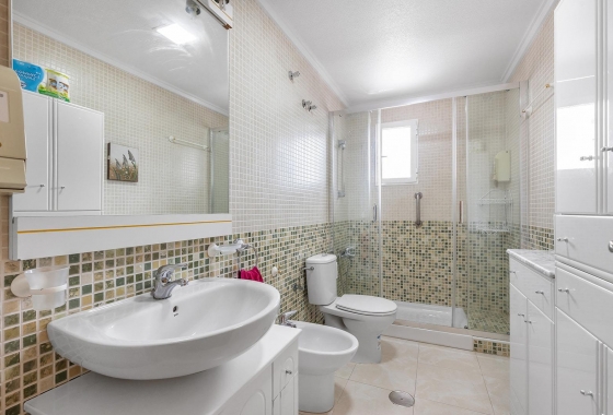 Rynek wtórny - Apartament - Torrevieja - Estacion de autobuses