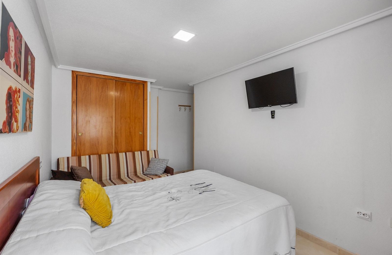 Rynek wtórny - Apartament - Torrevieja - Estacion de autobuses