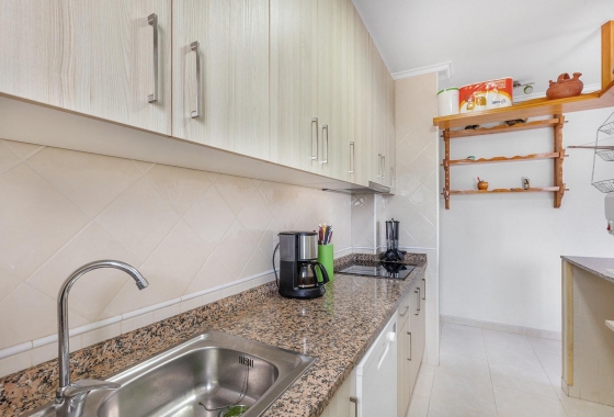 Rynek wtórny - Apartament - Torrevieja - Estacion de autobuses