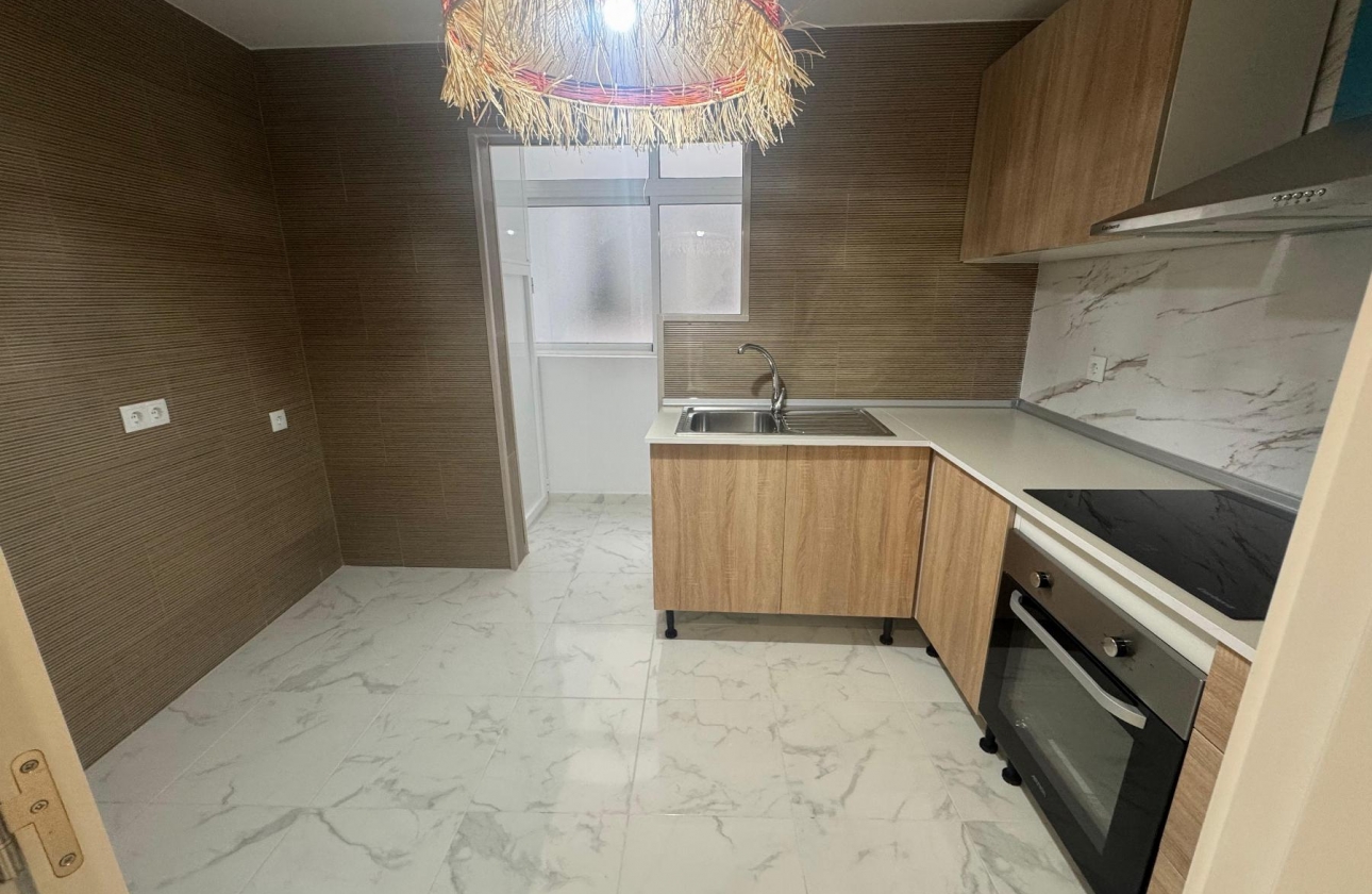 Rynek wtórny - Apartament - Torrevieja - Muelle Pesquero