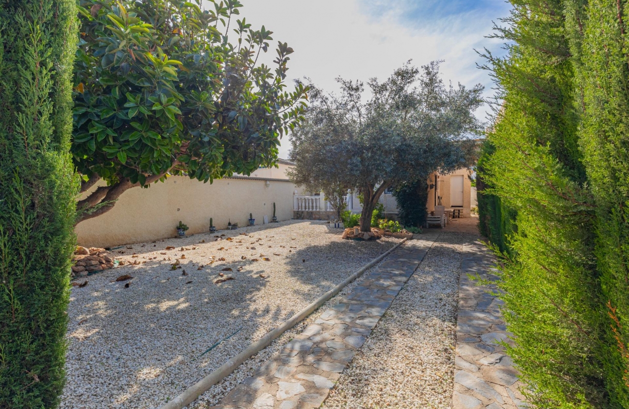 Rynek wtórny - Villa - Torrevieja - El Chaparral