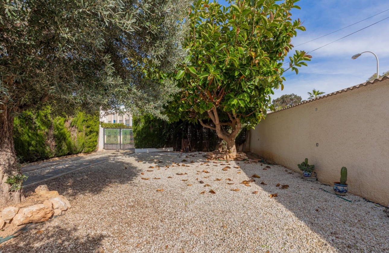 Rynek wtórny - Villa - Torrevieja - El Chaparral