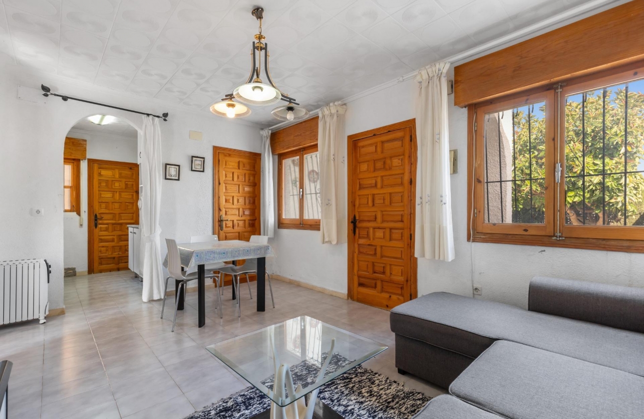 Rynek wtórny - Villa - Torrevieja - El Chaparral