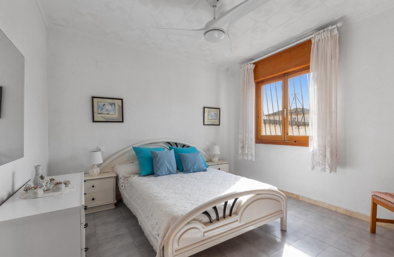 Rynek wtórny - Villa - Torrevieja - El Chaparral