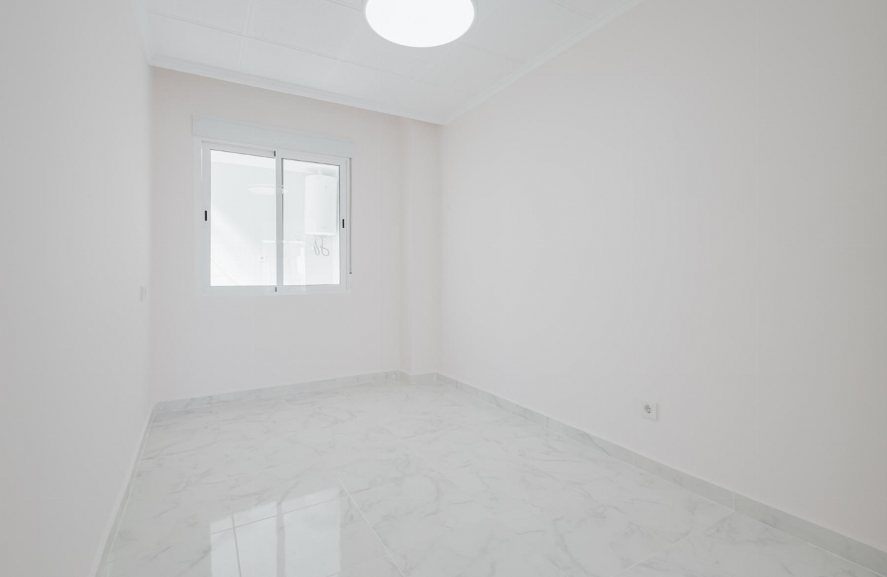 Rynek wtórny - Apartament - Torrevieja - Acequion