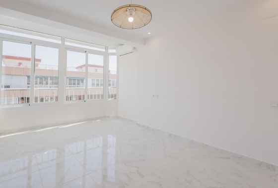 Rynek wtórny - Apartament - Torrevieja - Acequion