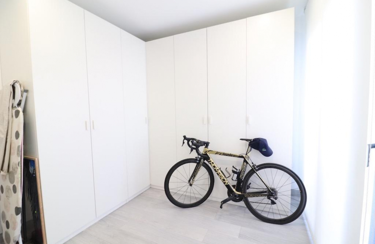 Rynek wtórny - Villa - Orihuela Costa - Lomas de Cabo Roig