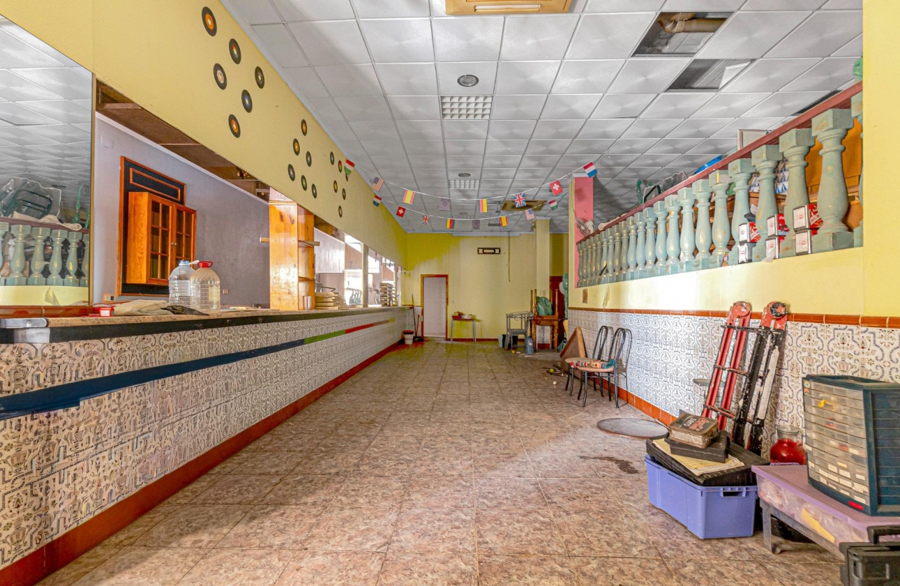 Reventa - Commercial Unit - Torrevieja - Playa del Cura
