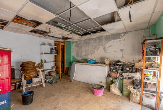 Reventa - Commercial Unit - Torrevieja - Playa del Cura