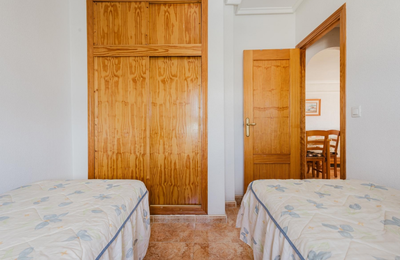 Resale - Apartment - Torrevieja - Parque de Las Naciones