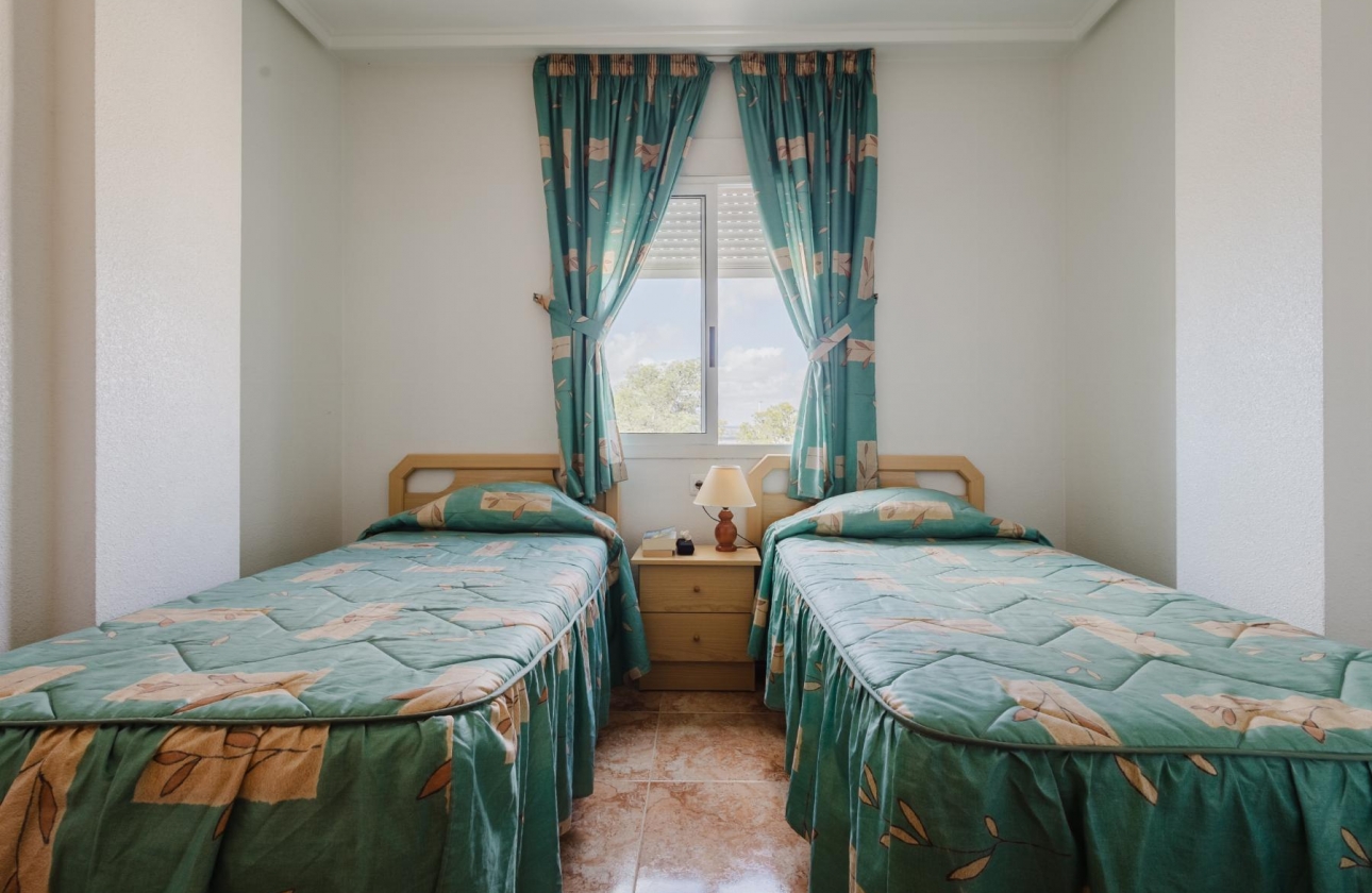 Resale - Apartment - Torrevieja - Parque de Las Naciones