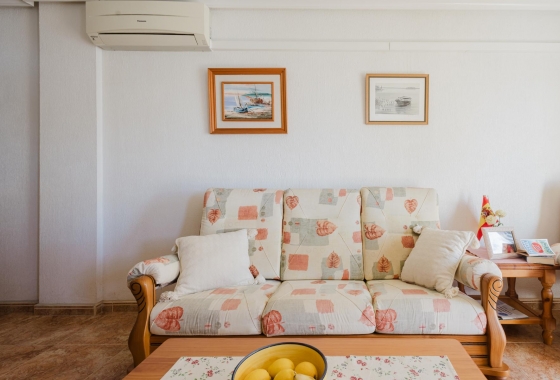 Resale - Apartment - Torrevieja - Parque de Las Naciones