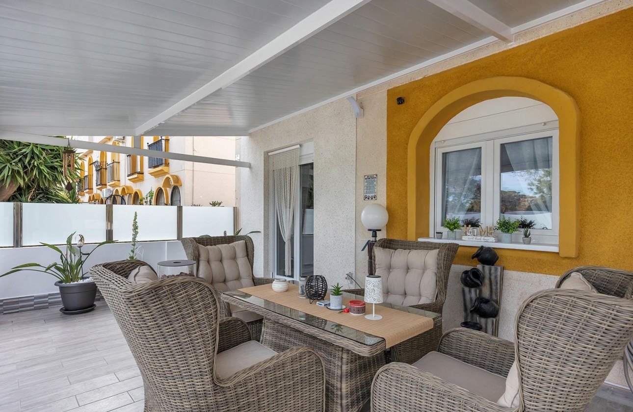 Reventa - Villa - Guardamar del Segura - Urbanizaciones