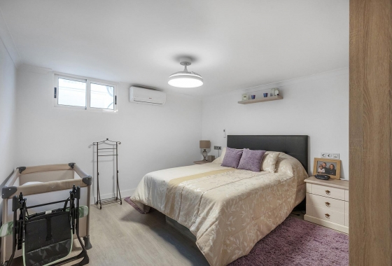 Reventa - Villa - Guardamar del Segura - Urbanizaciones