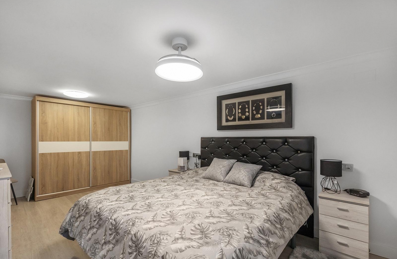 Reventa - Villa - Guardamar del Segura - Urbanizaciones