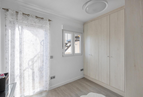 Reventa - Villa - Guardamar del Segura - Urbanizaciones