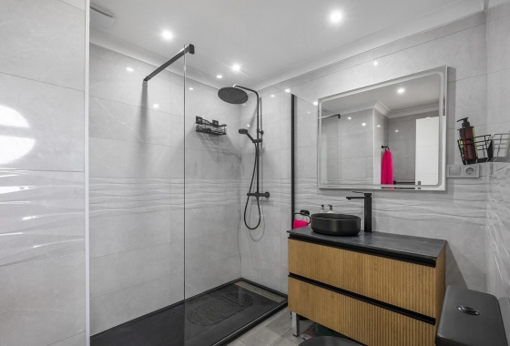 Reventa - Villa - Guardamar del Segura - Urbanizaciones