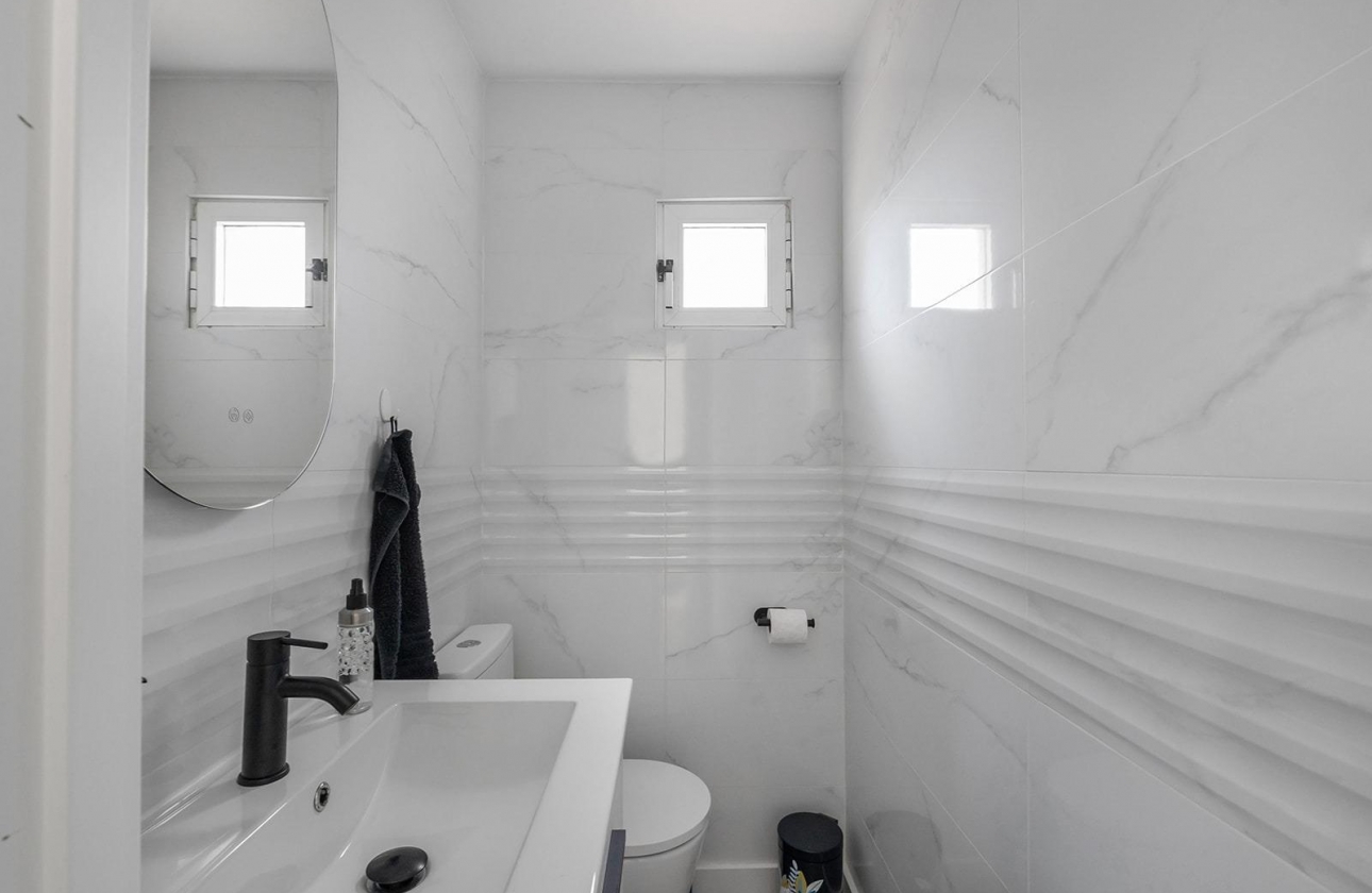 Reventa - Villa - Guardamar del Segura - Urbanizaciones