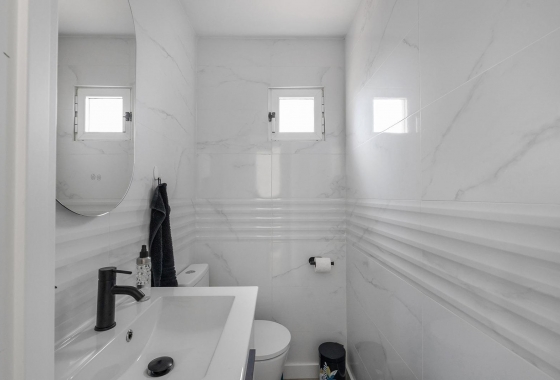 Reventa - Villa - Guardamar del Segura - Urbanizaciones