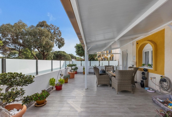 Reventa - Villa - Guardamar del Segura - Urbanizaciones