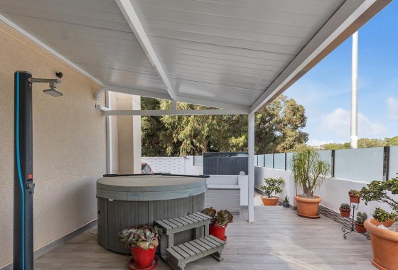 Reventa - Villa - Guardamar del Segura - Urbanizaciones