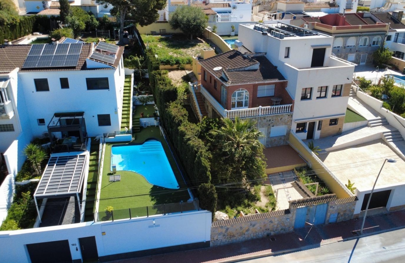 Reventa - Villa - Torrevieja - Los Balcones