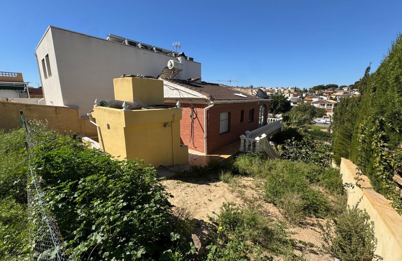 Reventa - Villa - Torrevieja - Los Balcones