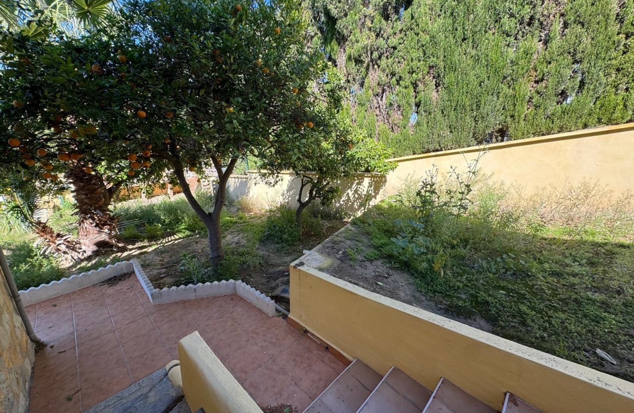 Reventa - Villa - Torrevieja - Los Balcones