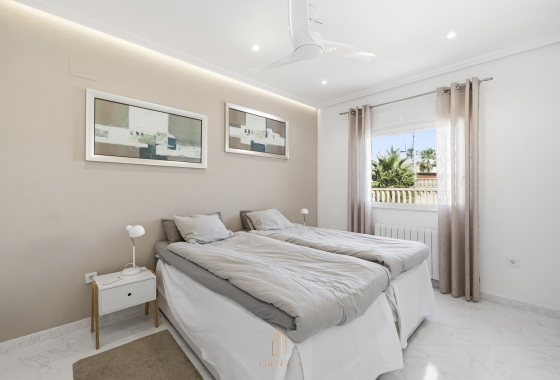 Reventa - Villa - Orihuela Costa - Cabo Roig