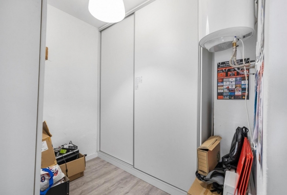 Reventa - Commercial Unit - Torrevieja - La Mata