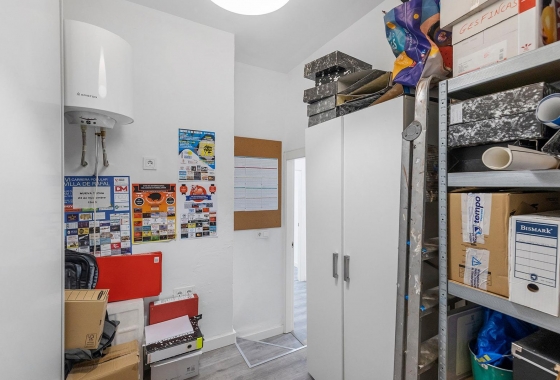 Reventa - Commercial Unit - Torrevieja - La Mata