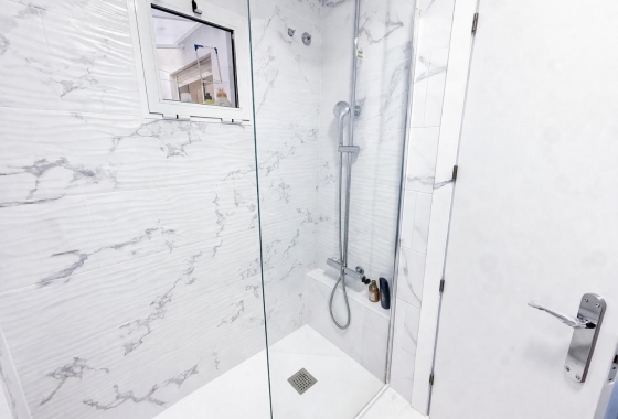 Resale - Apartment - Torrevieja - Parque de las Naciones