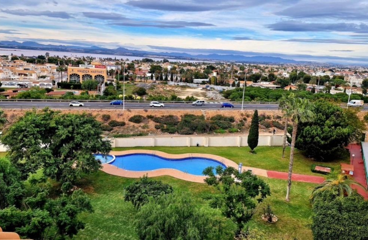 Resale - Apartment - Torrevieja - Parque de las Naciones