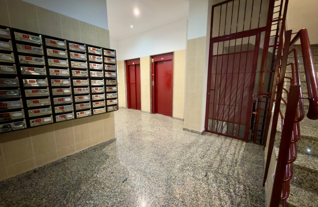 Rynek wtórny - Apartament - Torrevieja - Parque de las Naciones