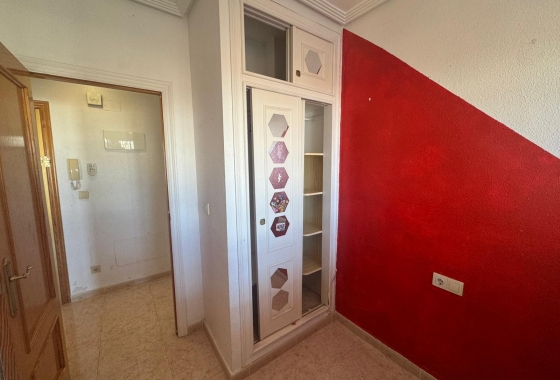 Resale - Apartment - Torrevieja - La Mata