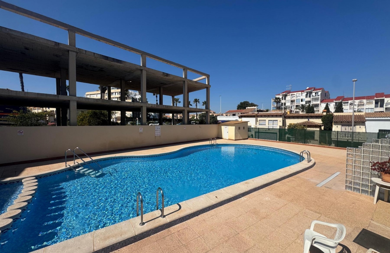 Resale - Apartment - Torrevieja - La Mata
