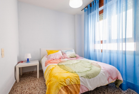 Resale - Apartment - Torrevieja - Playa De Los Naufragos
