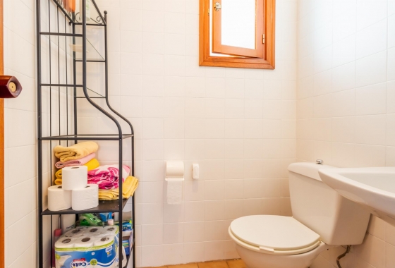 Resale - Apartment - Torrevieja - Playa De Los Naufragos