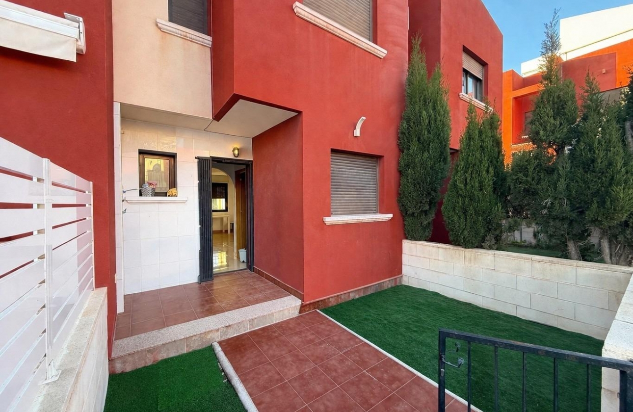 Reventa - Adosado - Torrevieja - Aguas Nuevas
